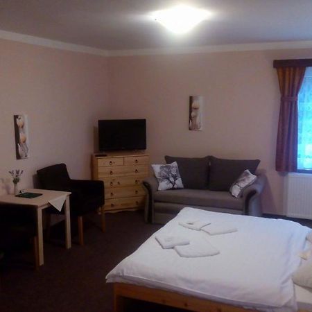 Hotel Garni Belveder Hrensko Ngoại thất bức ảnh