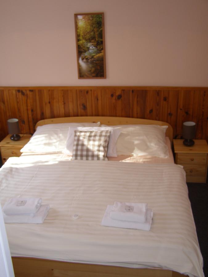 Hotel Garni Belveder Hrensko Ngoại thất bức ảnh